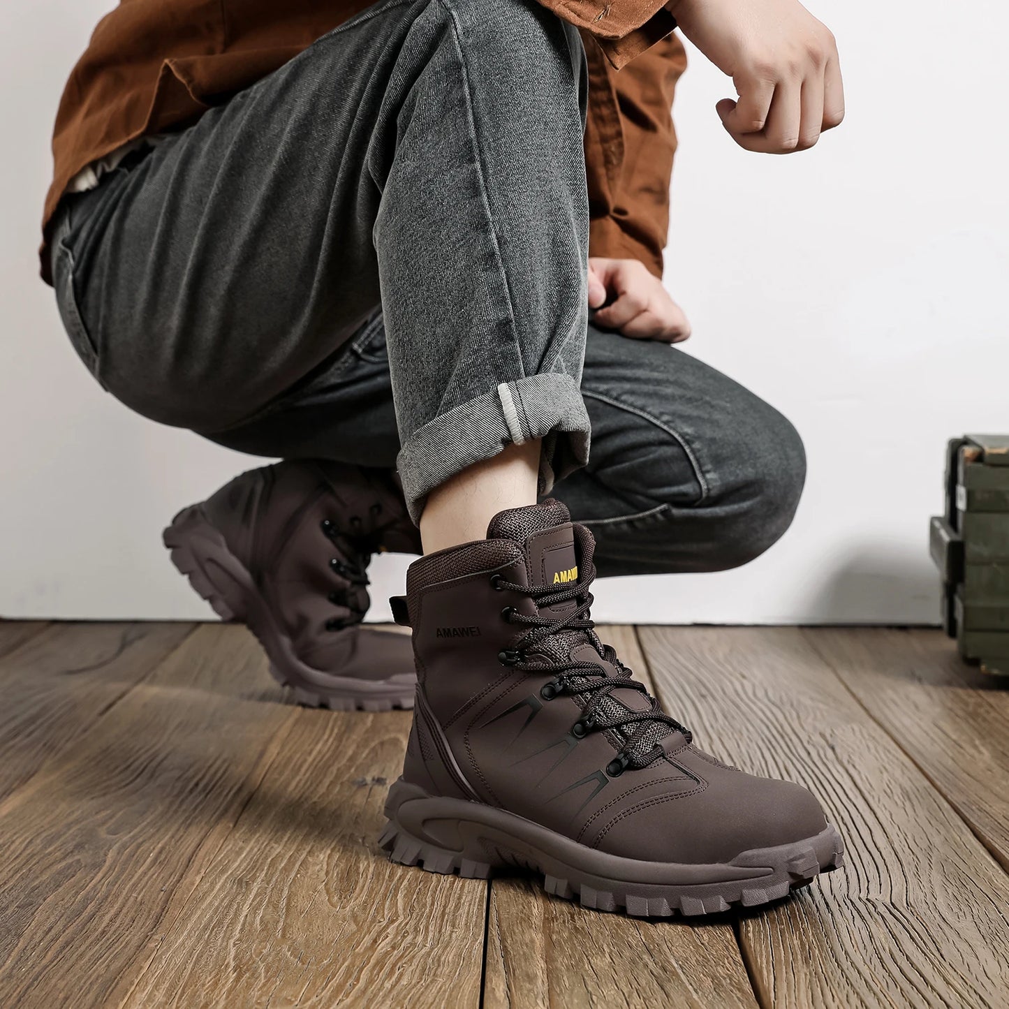 Steel Toe Safety Shoes Men Work Safety Boots Lightweight Breathable Comfortable Industrial Construction Sneakers Men Boots